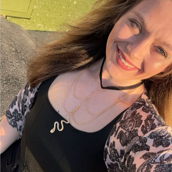 Meet your Posher, Jamie - Picture 3 of 3